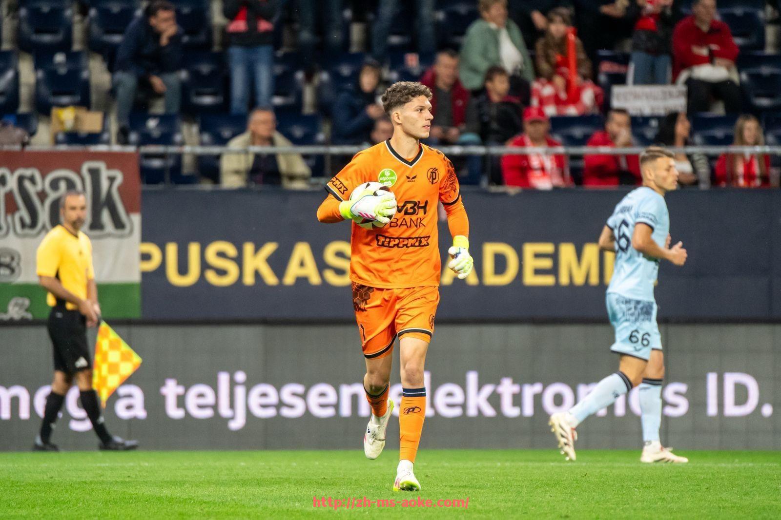 澳客足彩-英超球员列侬的精神健康问题引发广泛关注